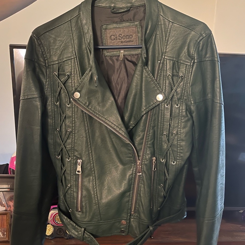 GiSono size small green leather jacket